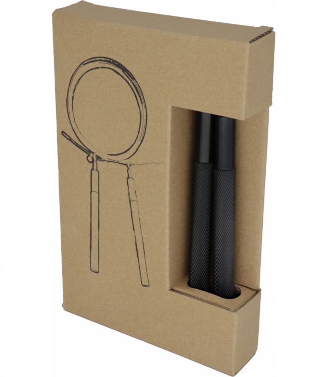 Skakanka z metalowymi rączkami