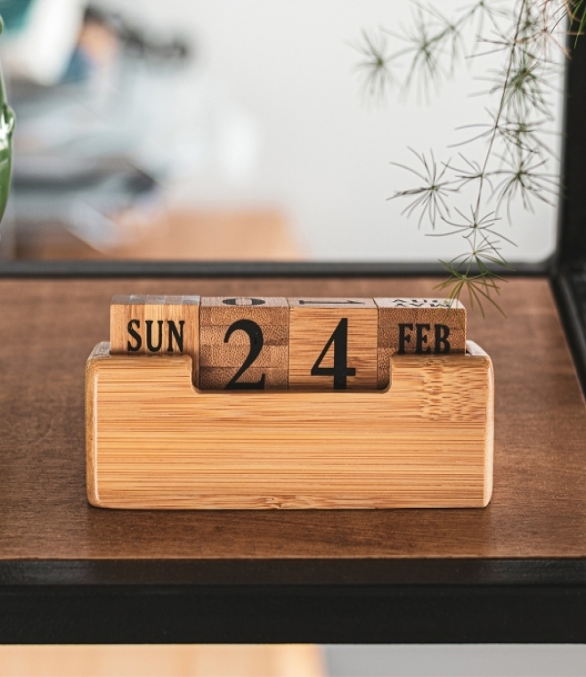 Kalendarz wieczny bambusowy