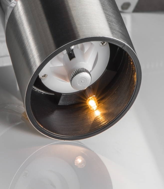 Młynek do przypraw elektryczny